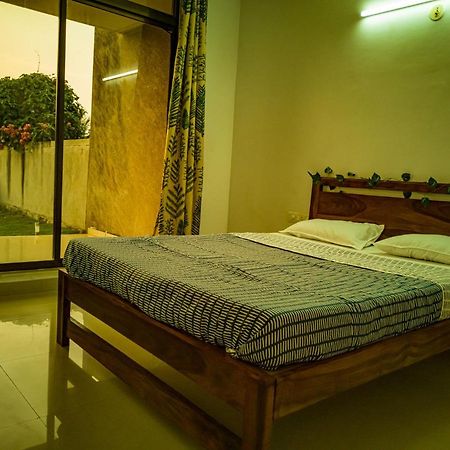 Coco Villa - 3 Bhk Private Sea View Villa With Garden Sancoale 外观 照片
